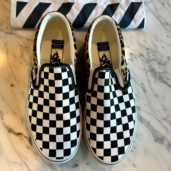 NWOT - Vans Customs Classic Slip-On Shoe Size 8.5 - Picture 3 of 10